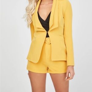 Dina Mustard yellow blazer from GUESS